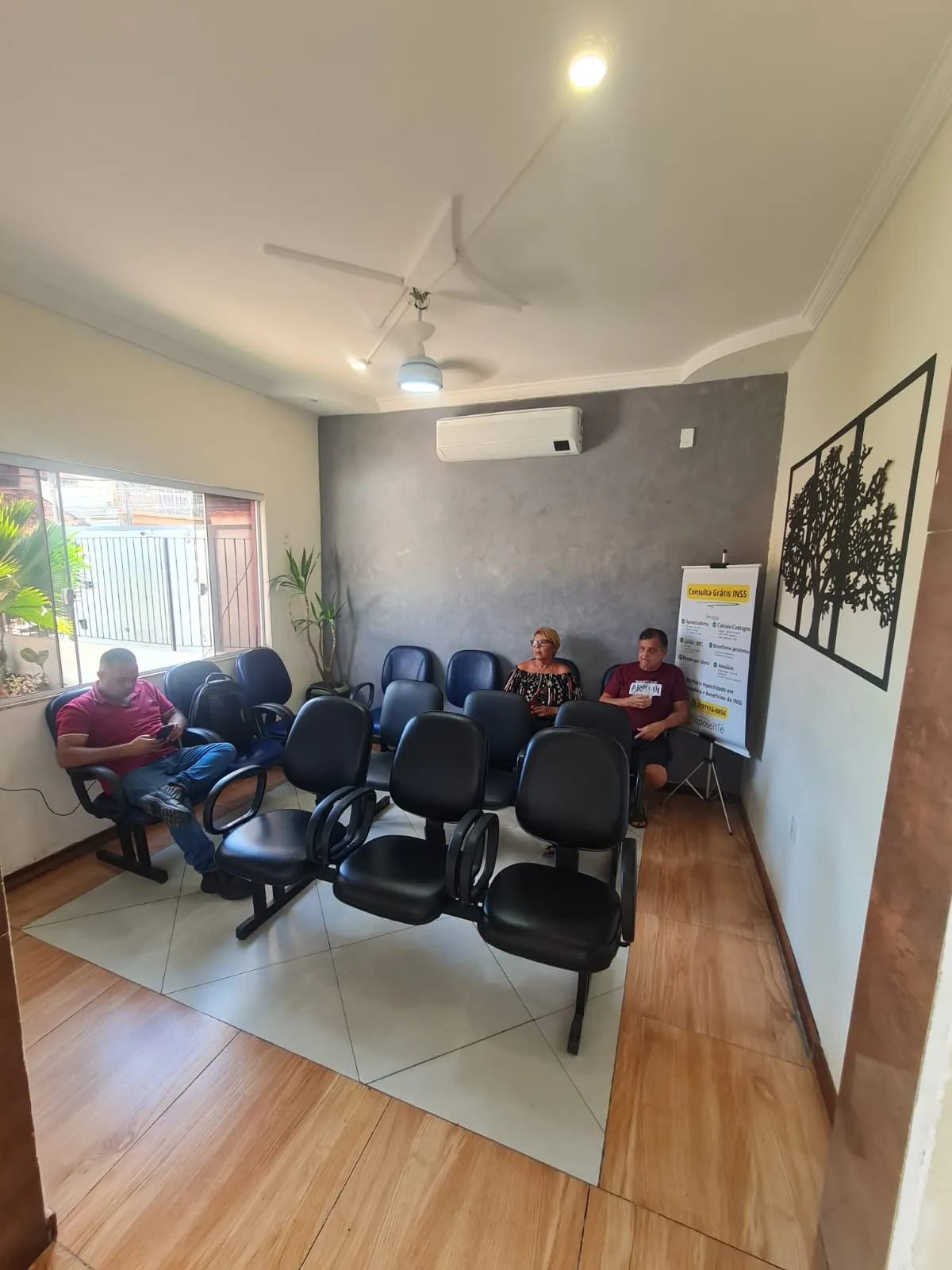 Sala de espera Nobre e Frazão Aposente com atendimento humanizado