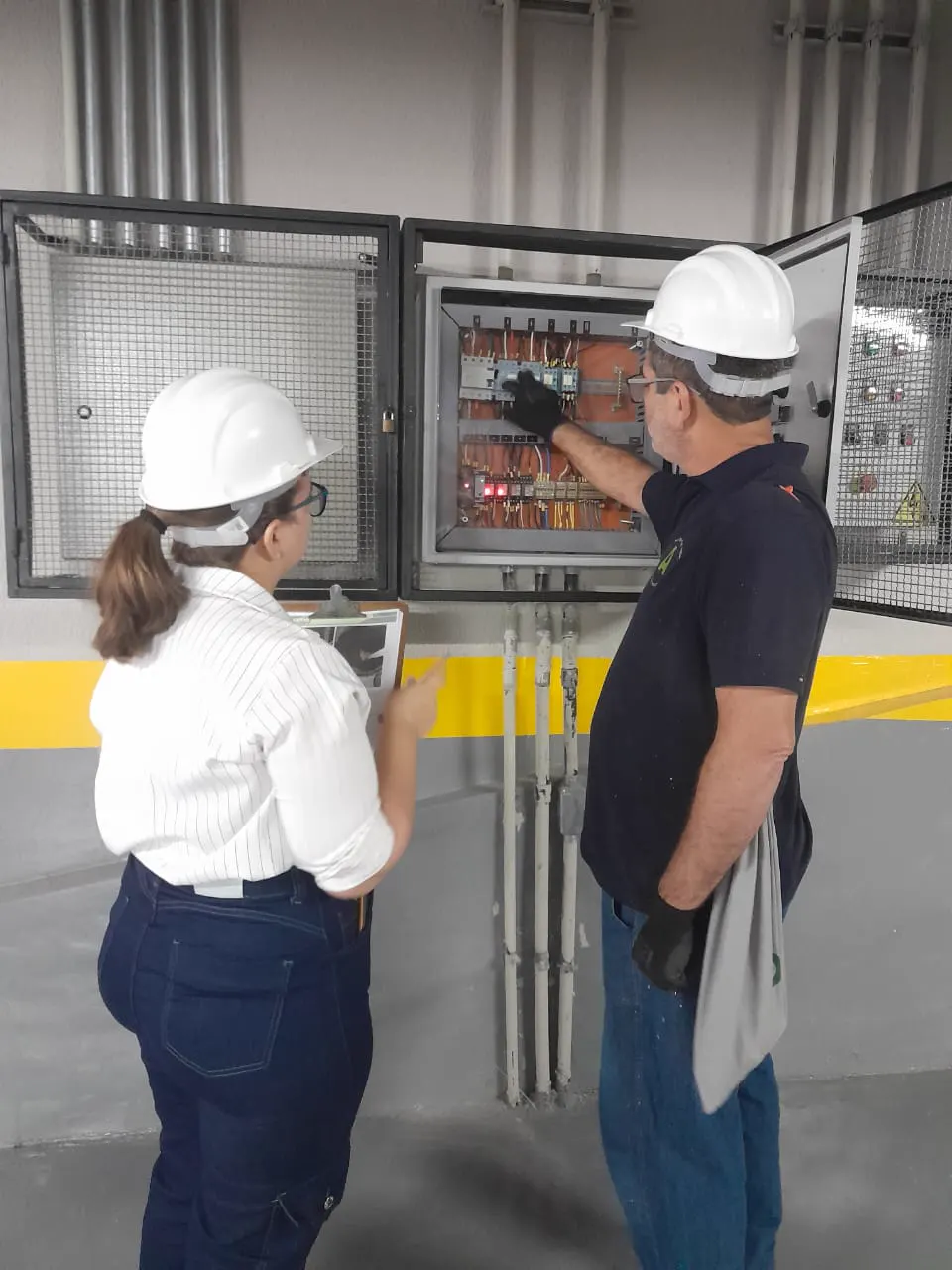 Vistoria Técnica Elétrica em Condomínios
