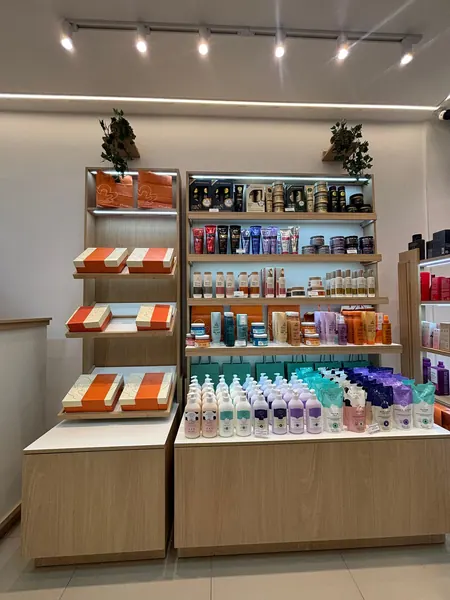 Expositor de perfumaria